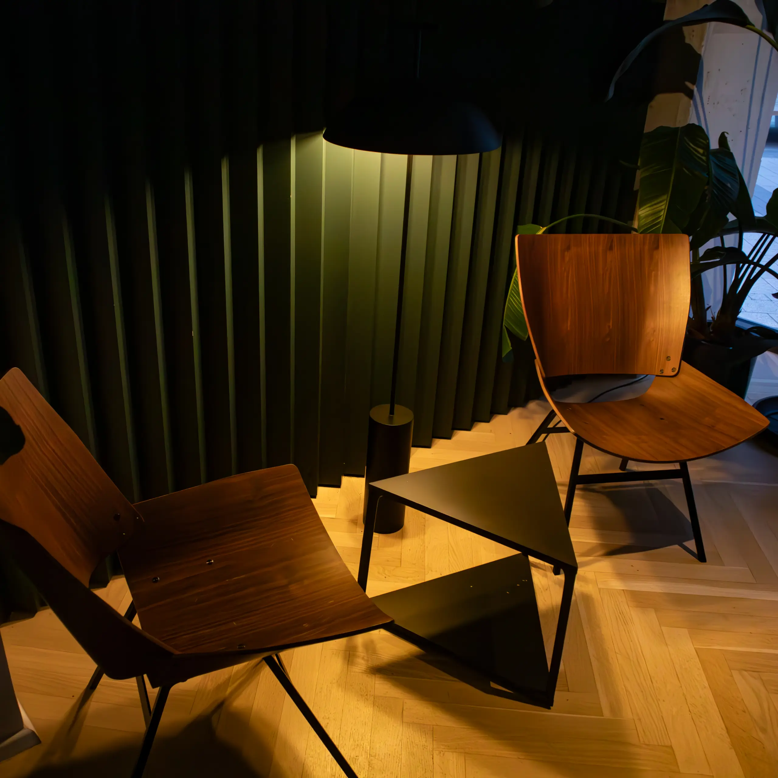 Picture of chairs in neubar